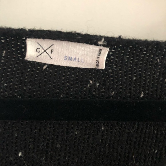 Gentle fawn black sweater with knit detail, small - Picture 3 of 7